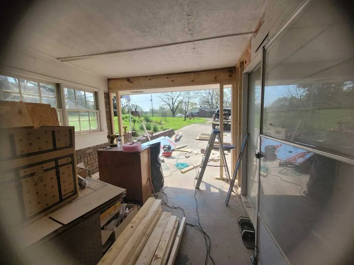 Air movers and dehumidifier for Drying & Dehumidification in Bensenville